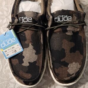 Hey Dude YOUTH Boys Camo Shoes